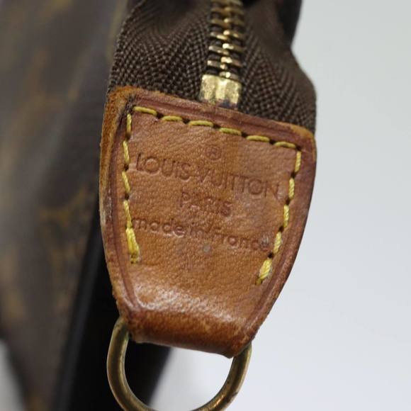 LOUIS VUITTON Monogram Bucket PM Pouch Accessory Pouch LV Auth 83175 - Picture 9 of 16